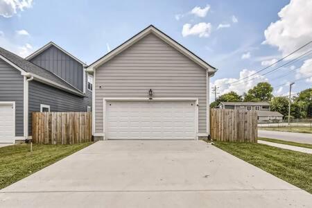 New Build 5 Min To Broadway Sleeps 10 Nashville Exterior foto